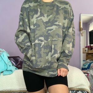 EXPRESS camo over sized hoodie